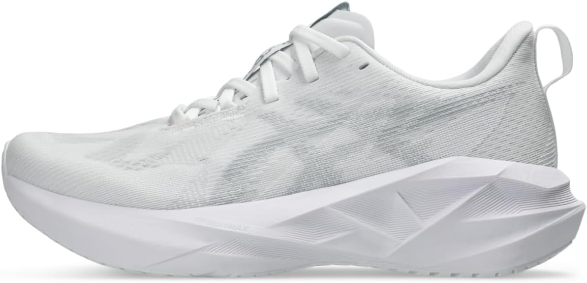 ASICS Women's NOVABLAST 5 TR Running Shoes