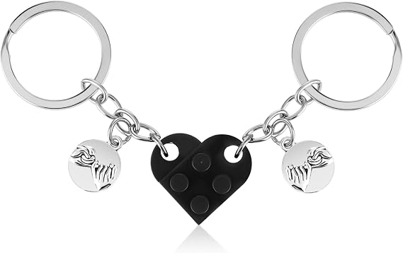 Ouligay 2pcs Matching Couple Love Heart Keyring Gifts for Boyfriend Girlfriend, Best Friend Birthday Friendship for Women, Valentines Gifts for Him Her Men Husband Romantic I Love You Gifts