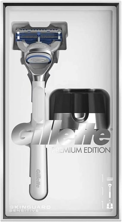 Gillette Skinguard Sensitive Tıraş Makinesi Premium Edition + Stand