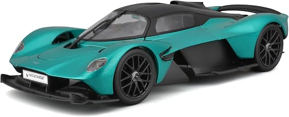 Maisto 1:18 Scale Special Edition 2022 Aston Martin Valkyrie Diecast Vehicle, Green