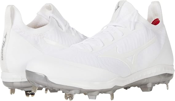 Mizuno Women's Dominant Knit Metal Softball Shoe
