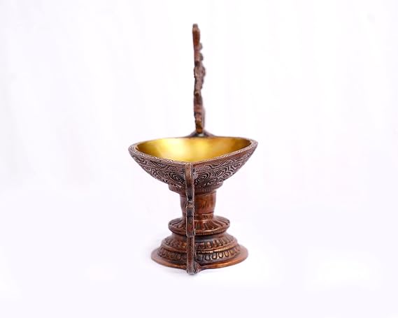 Aarti Small Diya lamp with Handle Material for Aarti, Home, Puja, Mandir, Gifts by 8 X 7 X 4 in