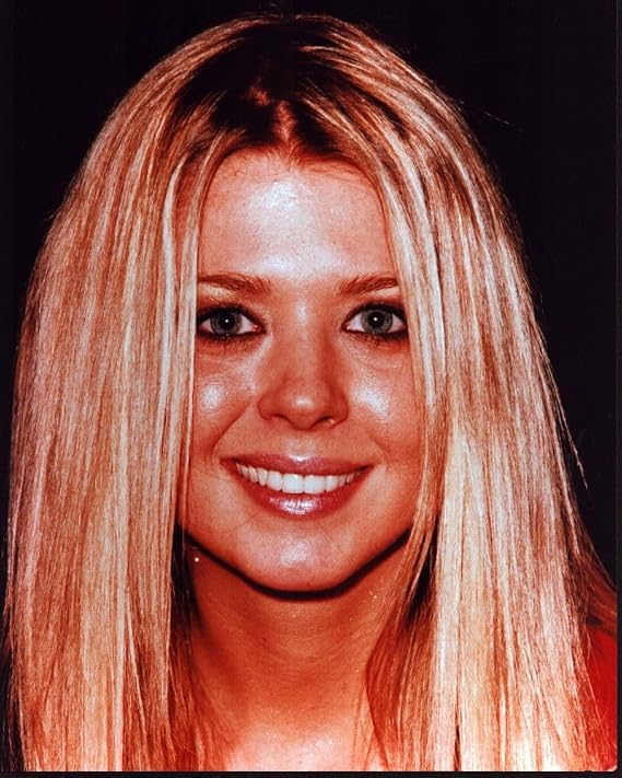 Posterazzi Tara Reid Close Up In Red Top Photo Print (8 x 10) - Item # MVM00163