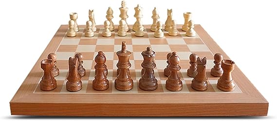 Chessnut Elektronisches Schach-Set Holz-Schachbrett mit LEDs AI adaptives elektronisches Schachspiel und App mit Computer-Schachbrett für 1-2 Spieler ab 8 Jahren
