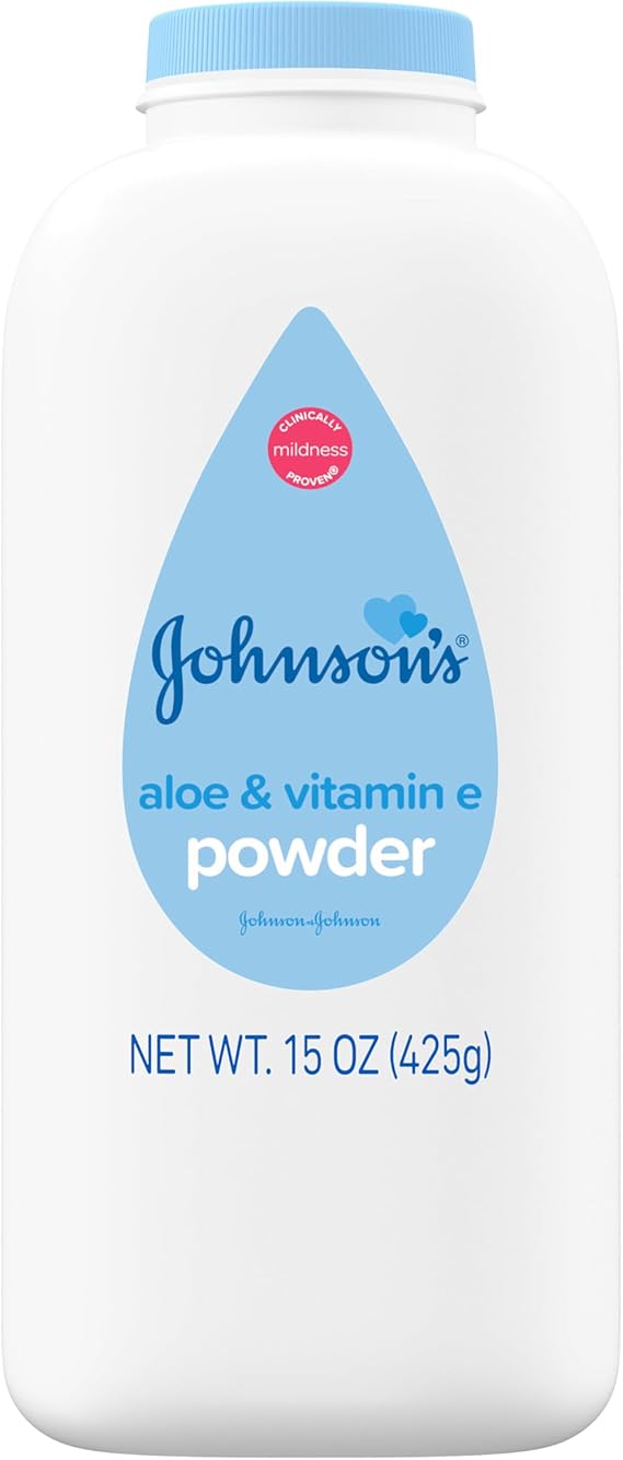 Johnson's Baby Powder with Cornstarch, Aloe & Vitamin E, 15 oz | Hypoallergenic, No Added Parabens & Dyes, Designed for Delicate Skin, For Babies, Kids, Adults