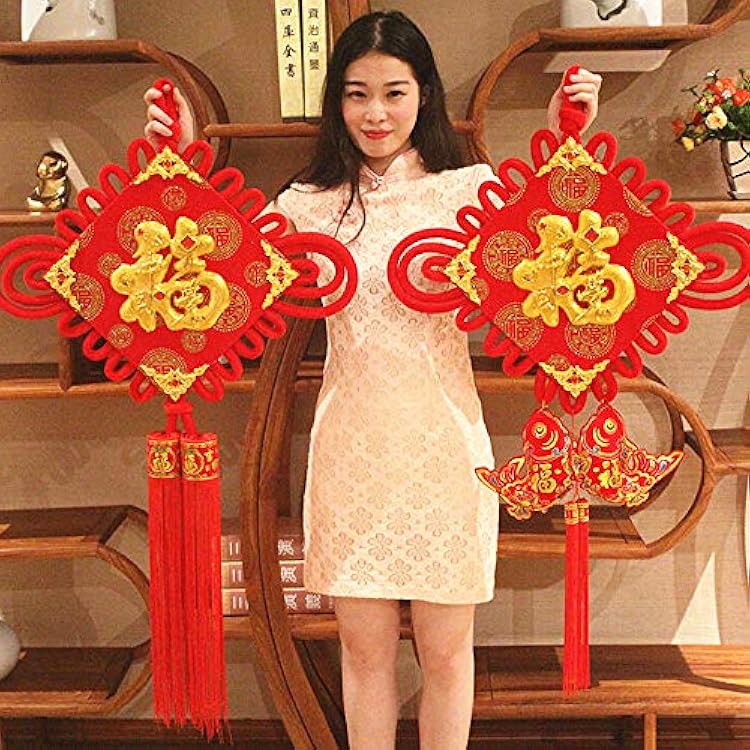 Chinese Knot Tassel New Year Decoration Oriental Handcraft Knitted Chinese Traditional Hanging Ornamental Pendant for Home Office Holiday Decorations Gift