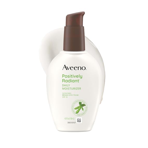 Aveeno Positively Radiant Daily Face Moisturizer with SPF 15 Sunscreen, Hydrating Face Lotion with Soy Extract to Improve Skin Tone and Texture, Hypoallergenic Formula, Oil-Free, 4 Fl Oz