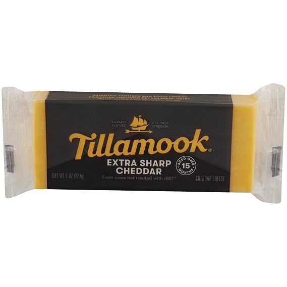 Tillamook Extra Sharp Cheddar Cheese, 8 oz (Packaging May Vary)