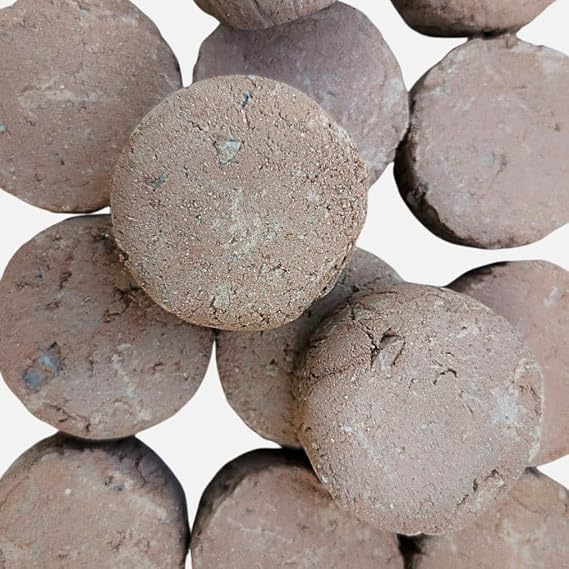 Edible Nakumatt Balls Clay, Natural Red Nak Dry-Fruit Clay, Mixed Pucks (Red, 1kg/2lbs)