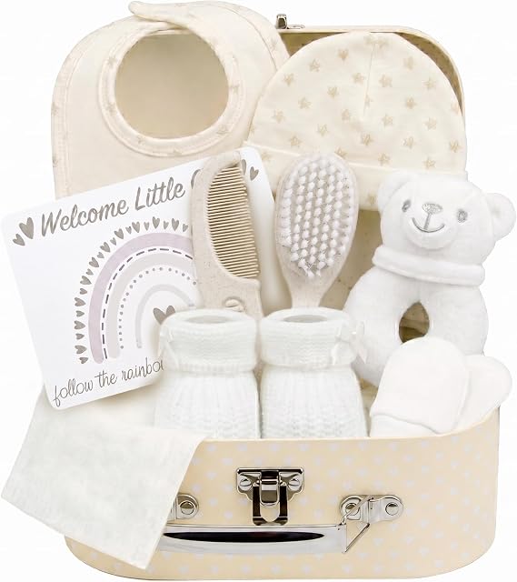 Baby Box Shop - 7 Newborn Baby Gifts Perfect for Gender Reveal Gifts & Baby Shower Gifts - Includes Baby Essentials for Newborn Unisex with Baby Rattle in Cute Keepsake Case, Baby Gift Hamper