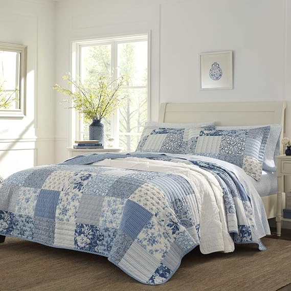 Laura Ashley Twin Quilt Set, Soft Cotton Bedding with Matching Sham, Reversible Patchwork Paisley Design, Floral Room Decor, Lightweight for Year-Round Layering (Blue)