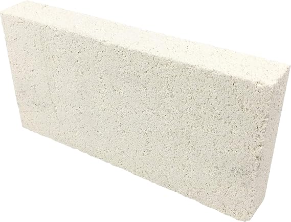 Lynn Manufacturing Insulating Fire Brick, Heat Insulation Block, Low Thermal Conductivity, 1.25" x 4.5" x 9" Split, Single Pack, 2600-F Rated, for Kilns, Forges, Furnaces, Soldering, 3146P